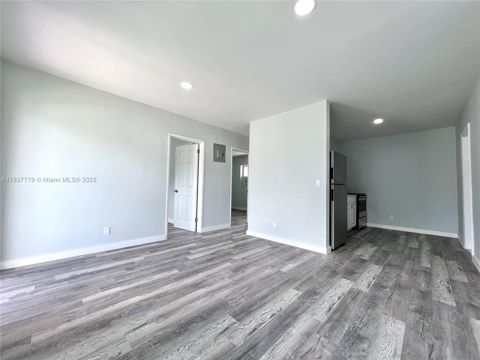 830 NW 7th St 4