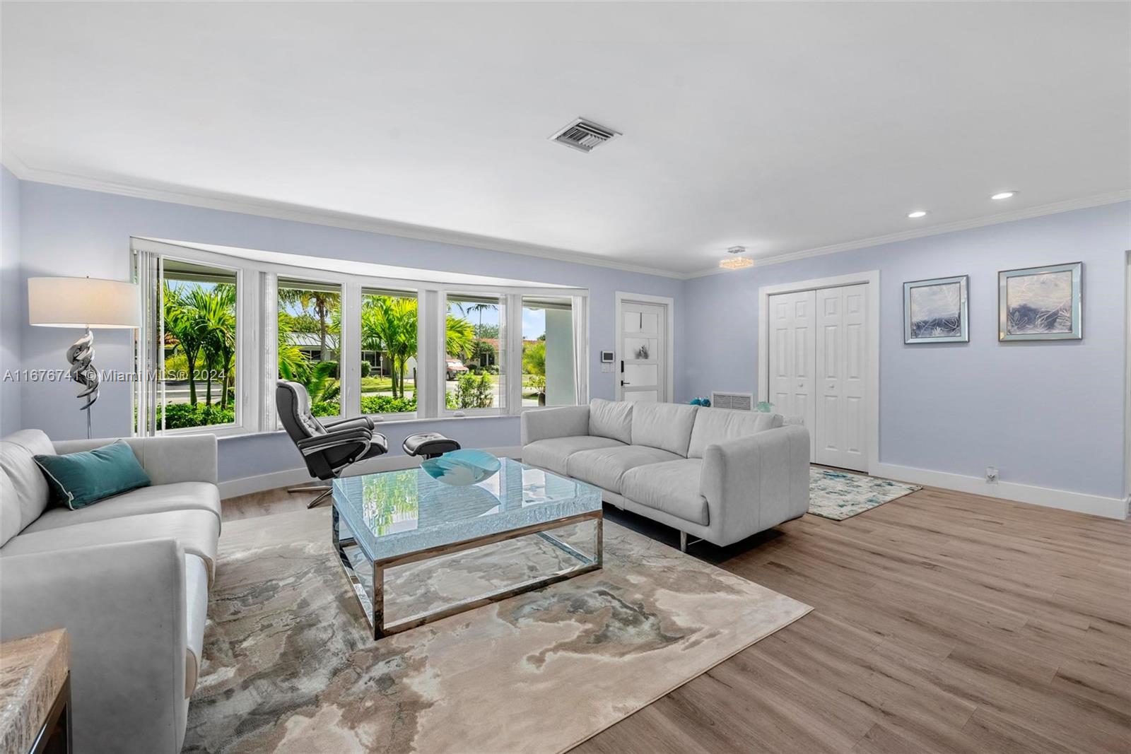 Property for Sale at 4811 Grant St, Hollywood, Broward County, Florida - Bedrooms: 3 
Bathrooms: 2  - $979,000