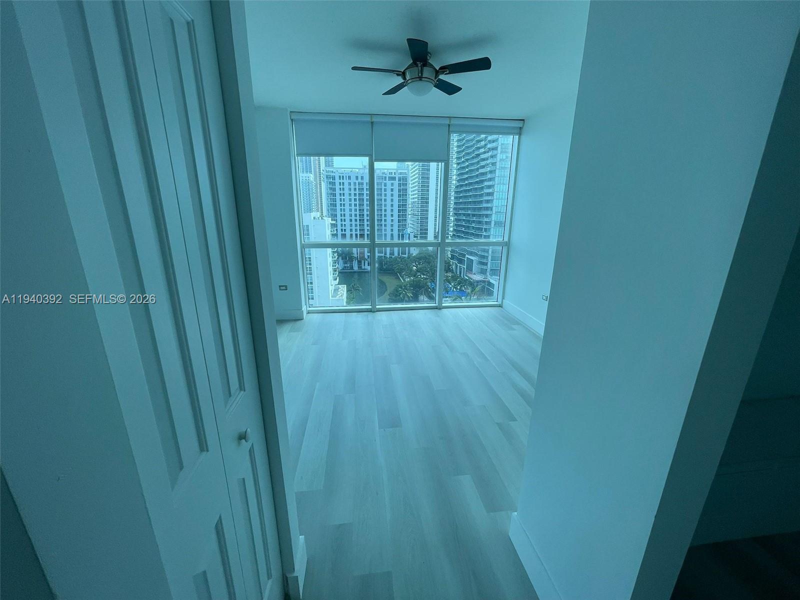 PLATINUM CONDO - Residential