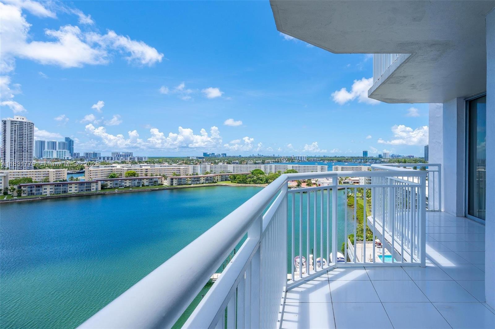 18081 Biscayne Blvd 1205