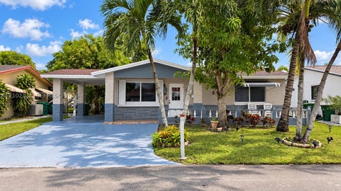 Photo of 4919 NW 52nd St, Tamarac, FL 33319 (MLS # A12102111)