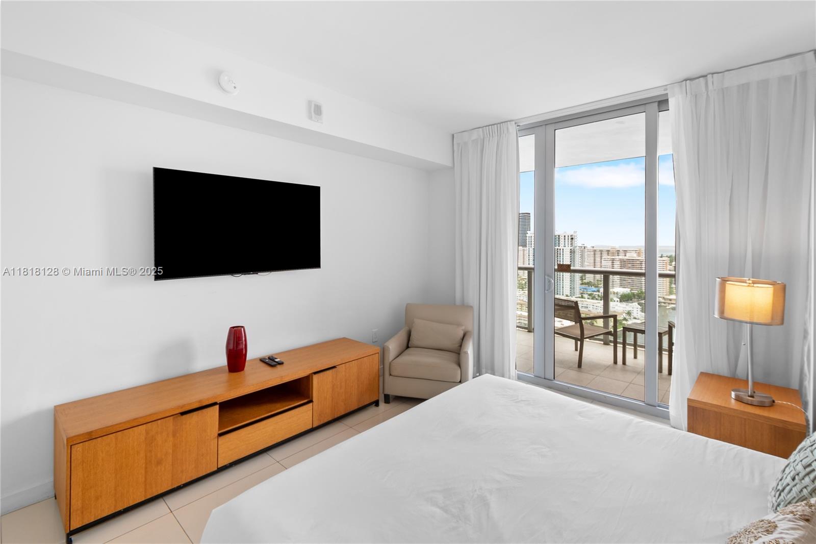 BEACHWALK CONDOMINIUM - Residential