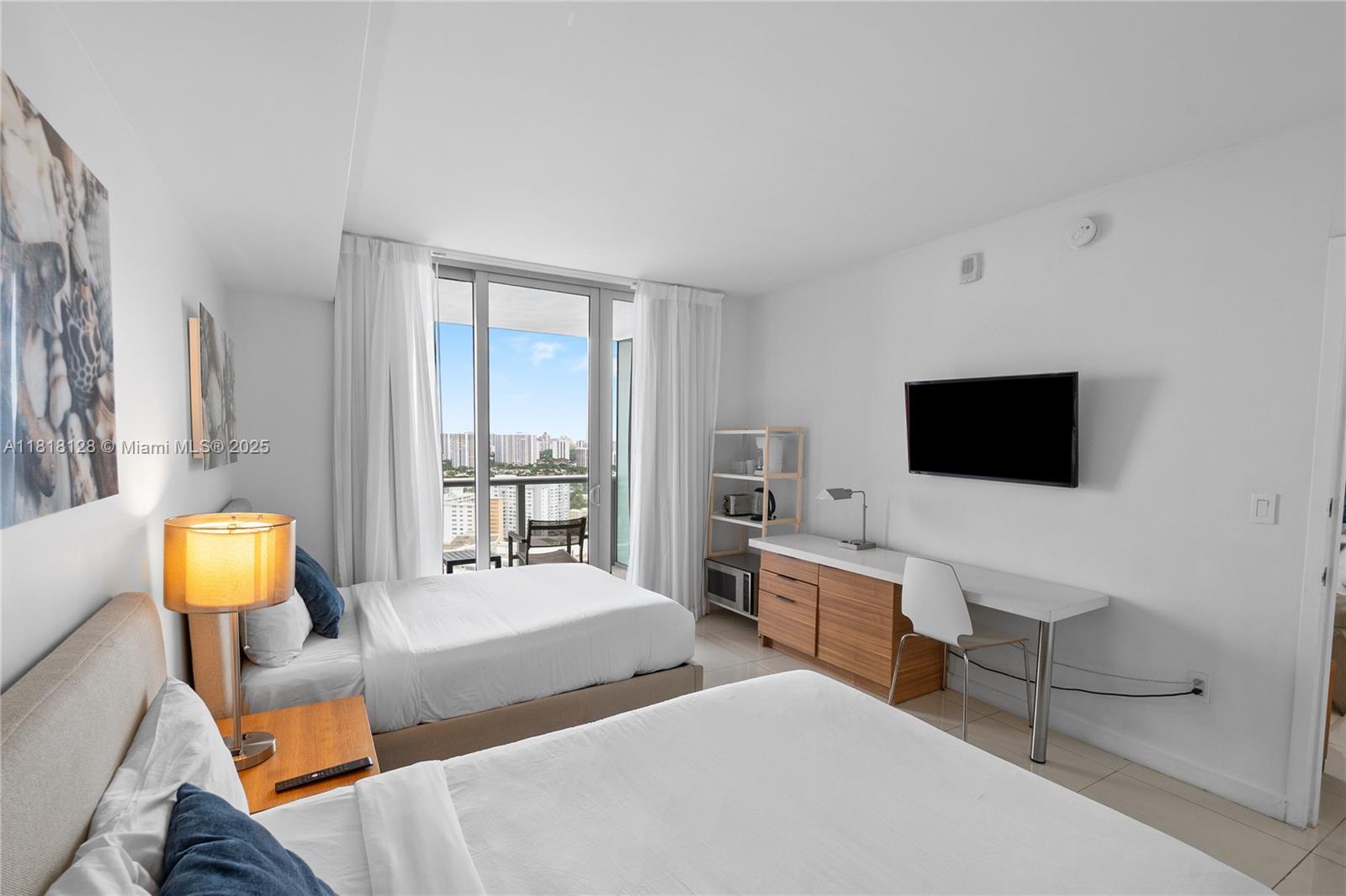 BEACHWALK CONDOMINIUM - Residential