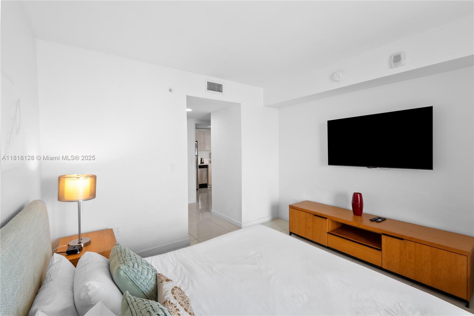 BEACHWALK CONDOMINIUM - Residential