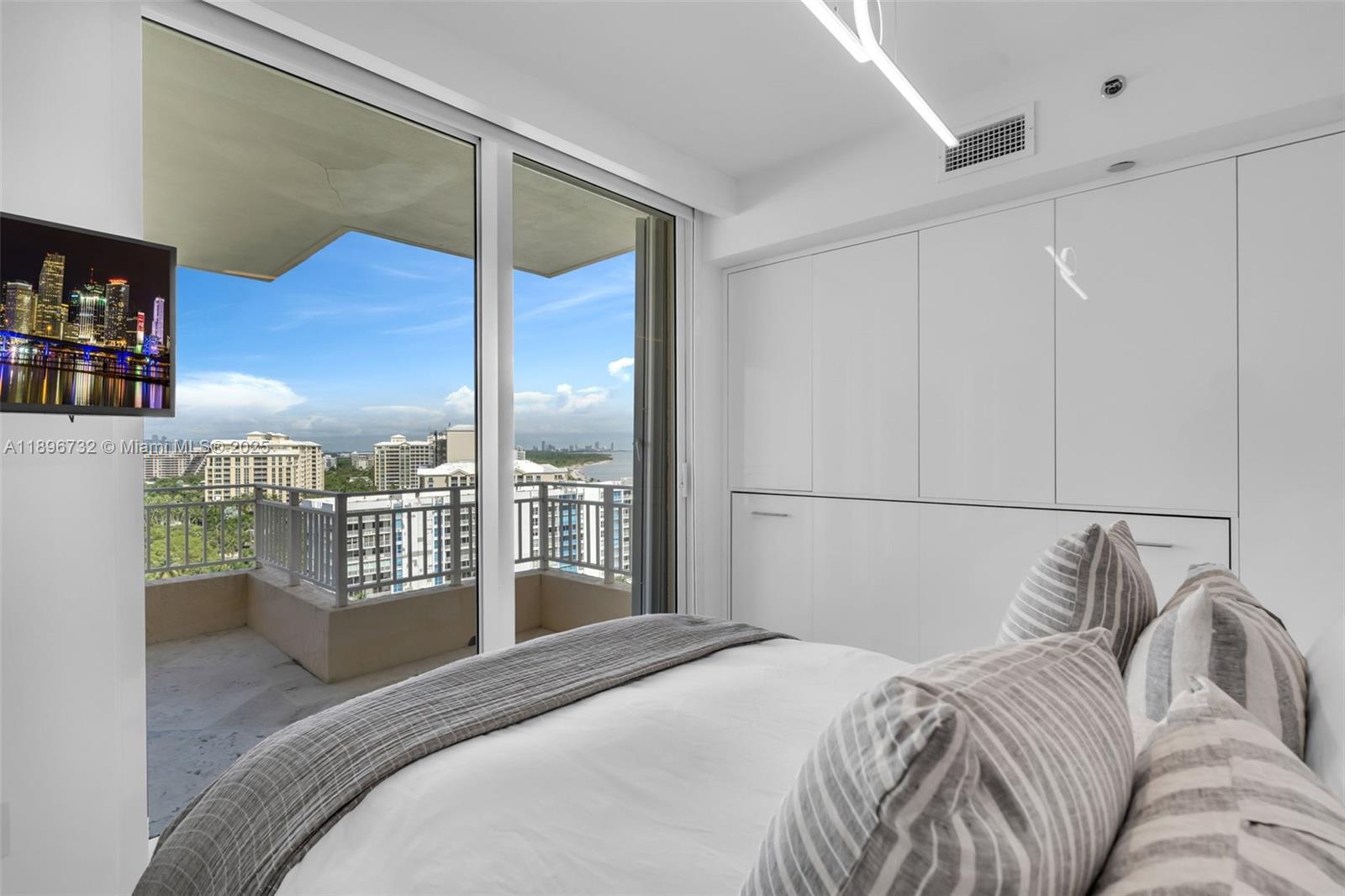 OCEAN TOWER TWO CONDO - Residential