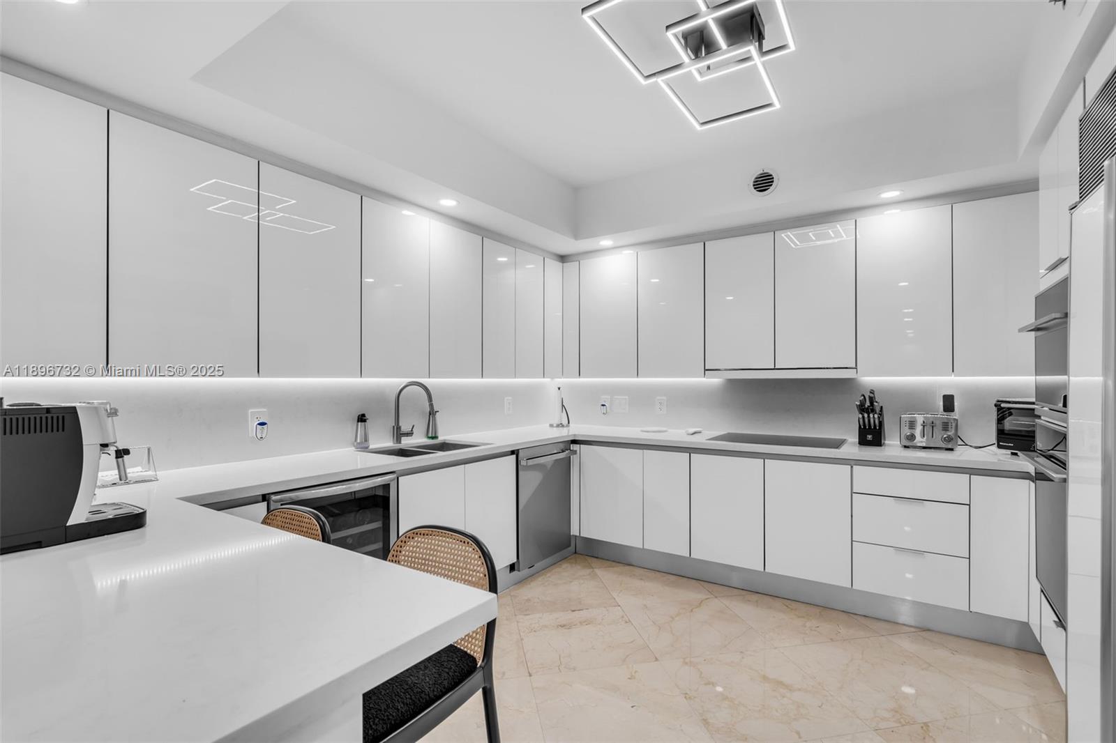 OCEAN TOWER TWO CONDO - Residential