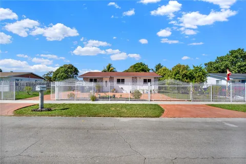 20200 SW 112th Pl, Miami, FL 33189 - MLS#: A11748125