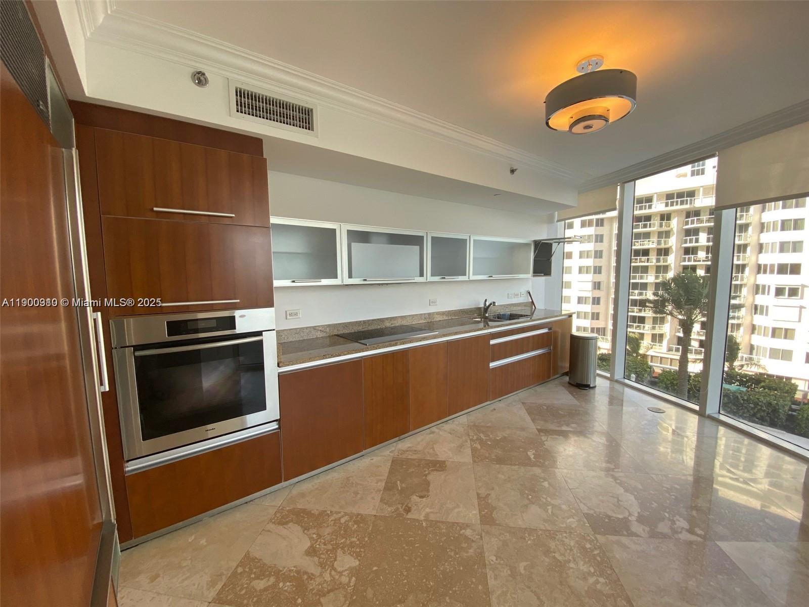 OCEAN FOUR CONDO - Residential Lease