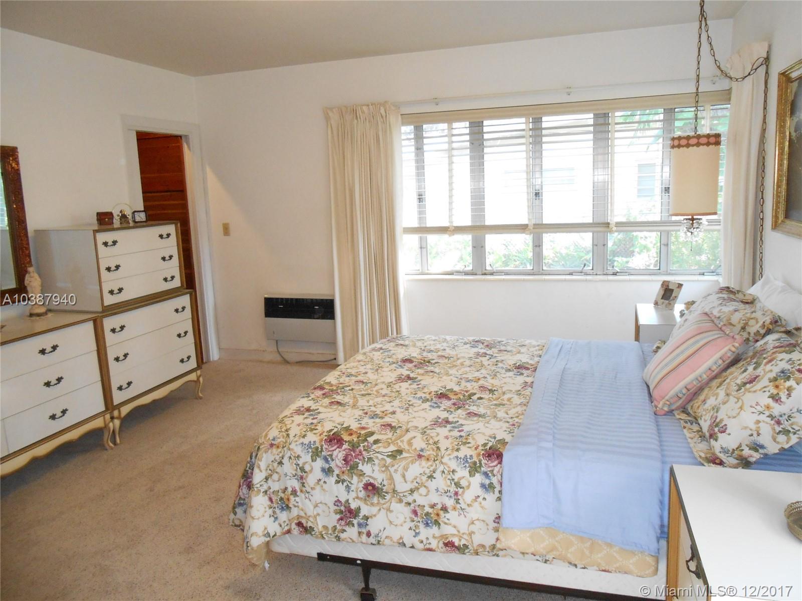 MIAMI SHORES SEC 1 AMD - Residential