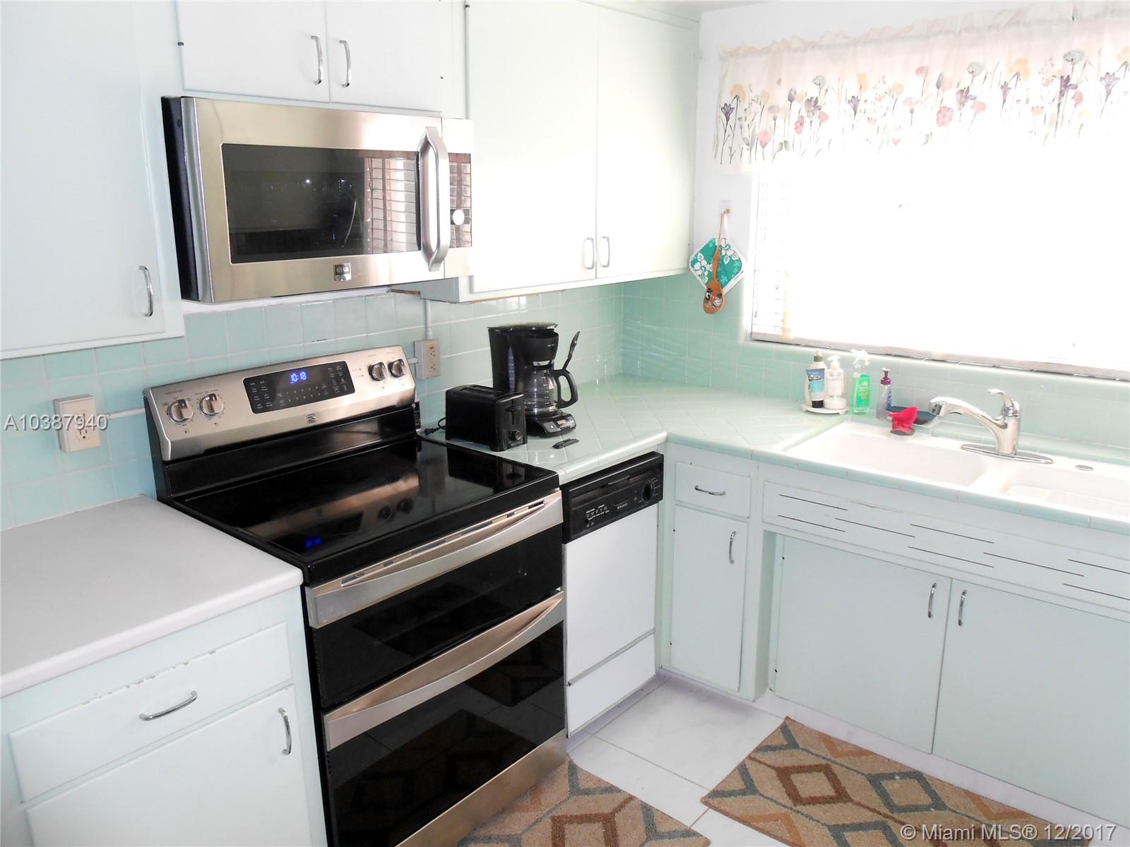 MIAMI SHORES SEC 1 AMD - Residential