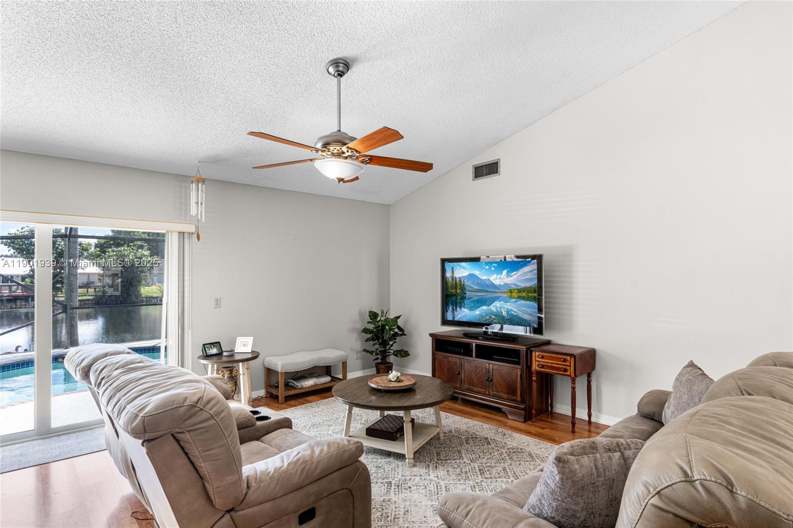 TIMBERLAKE FIRST ADD - Residential