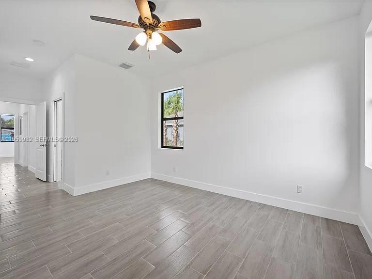 INLET GROVE - Residential