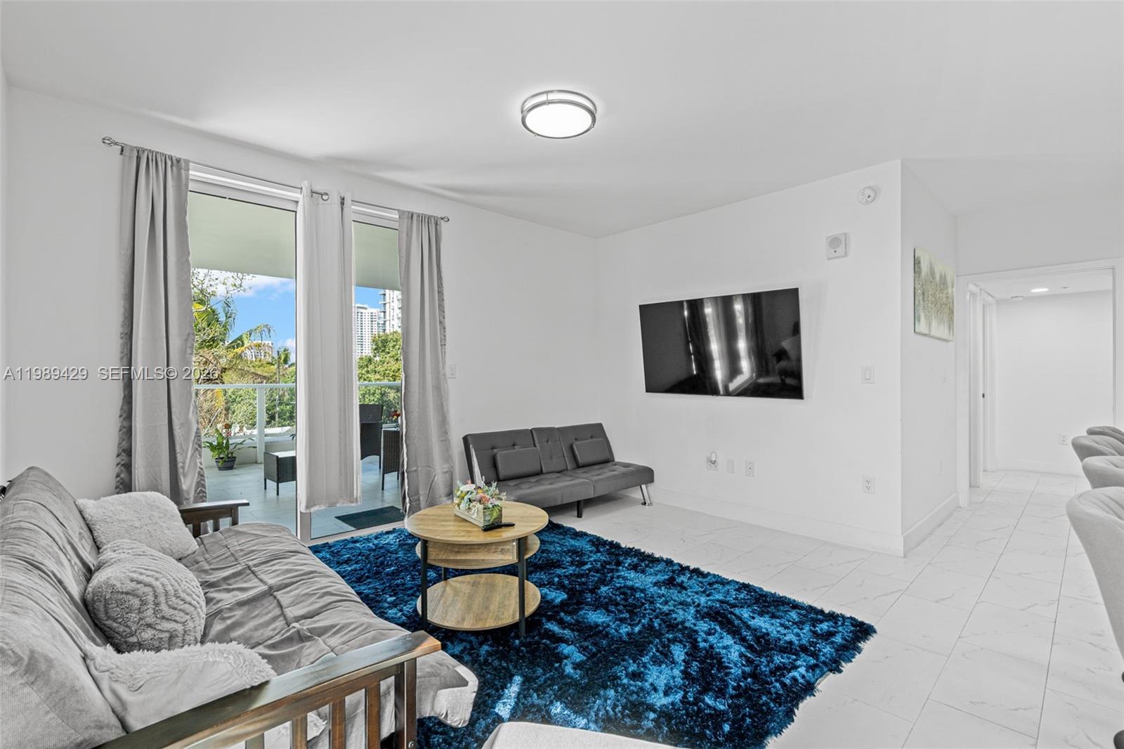 1850 Monroe Street 309