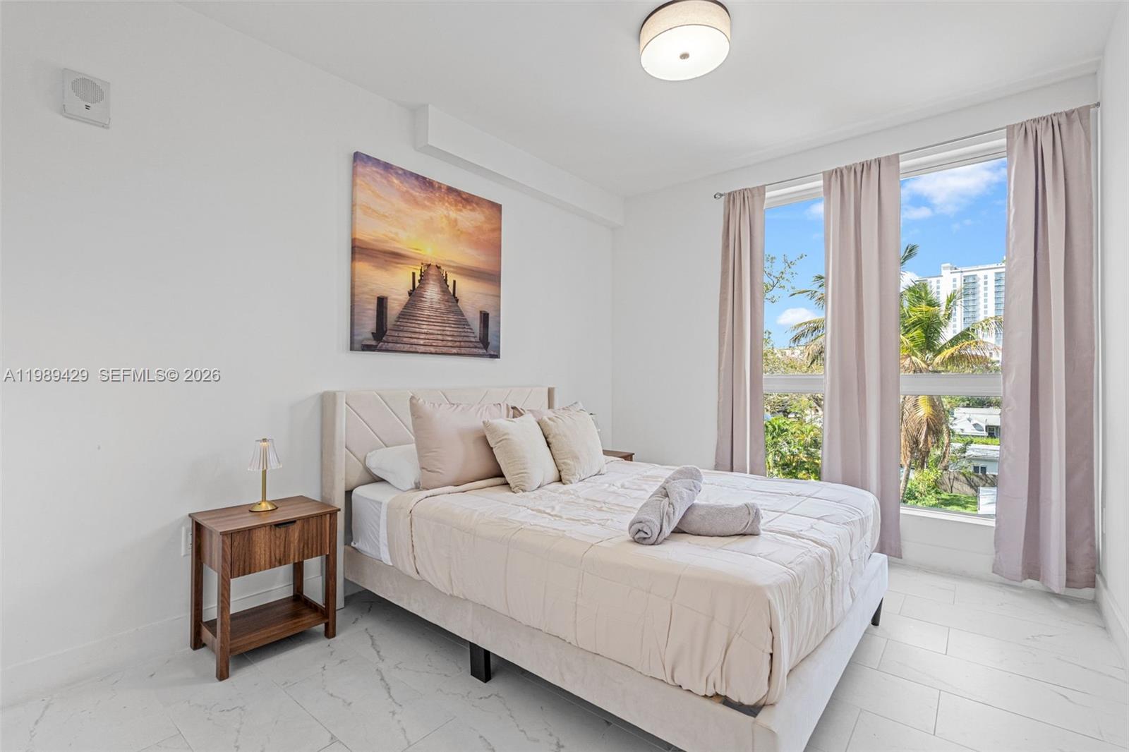 1850 Monroe Street 309