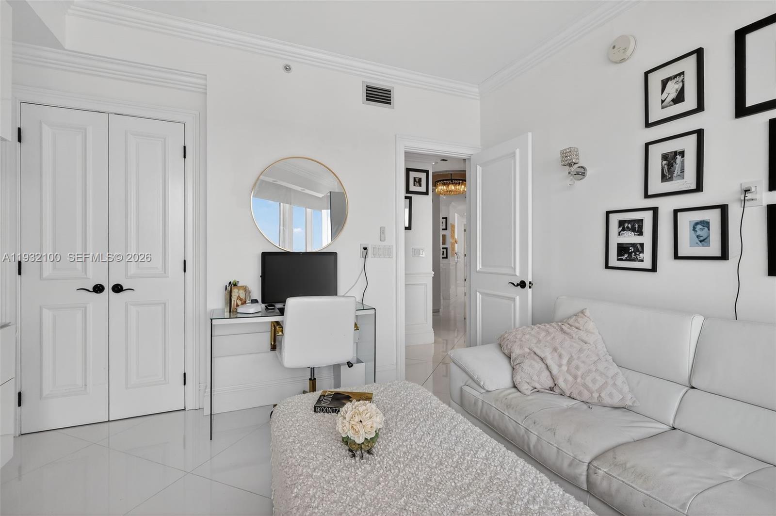 1000 ISL BLVD WILLIAMS IS - Residential