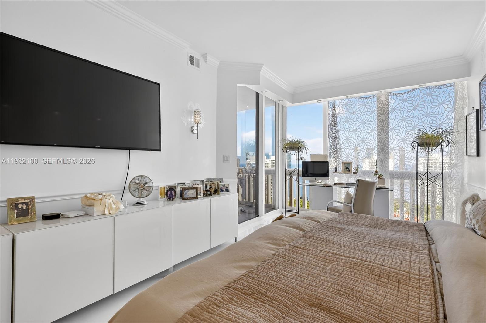 1000 ISL BLVD WILLIAMS IS - Residential