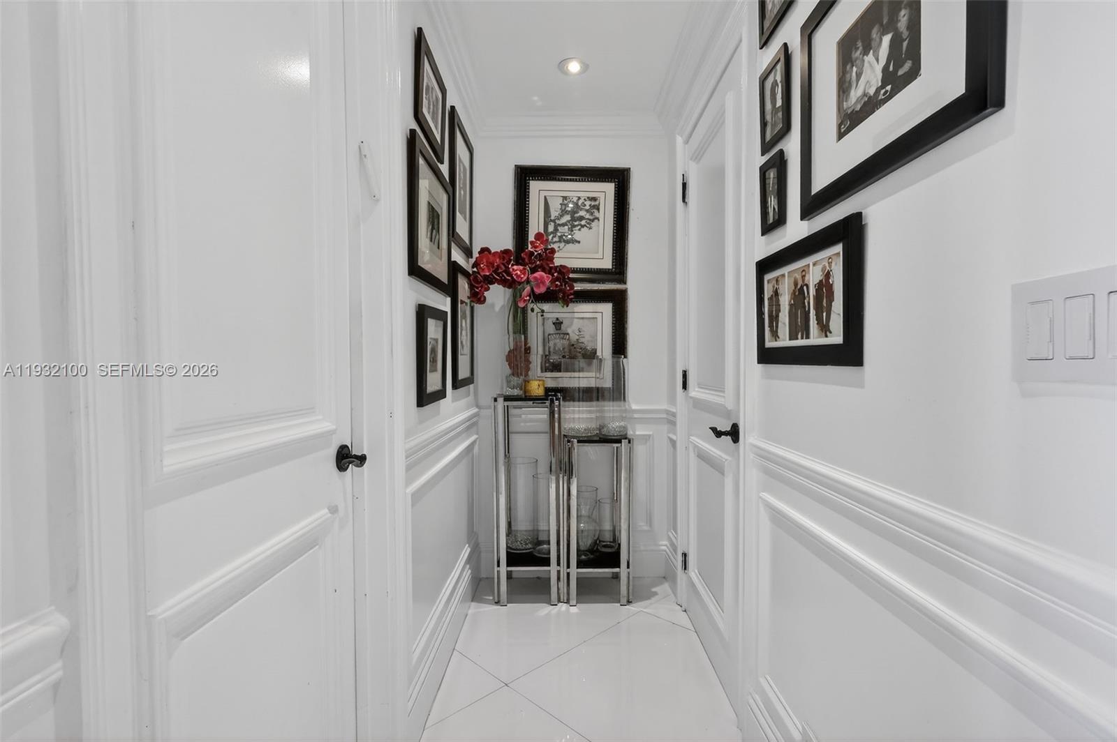 1000 ISL BLVD WILLIAMS IS - Residential