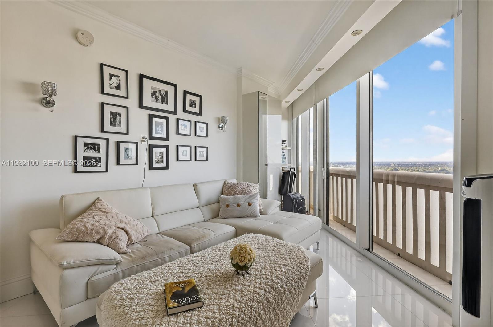 1000 ISL BLVD WILLIAMS IS - Residential