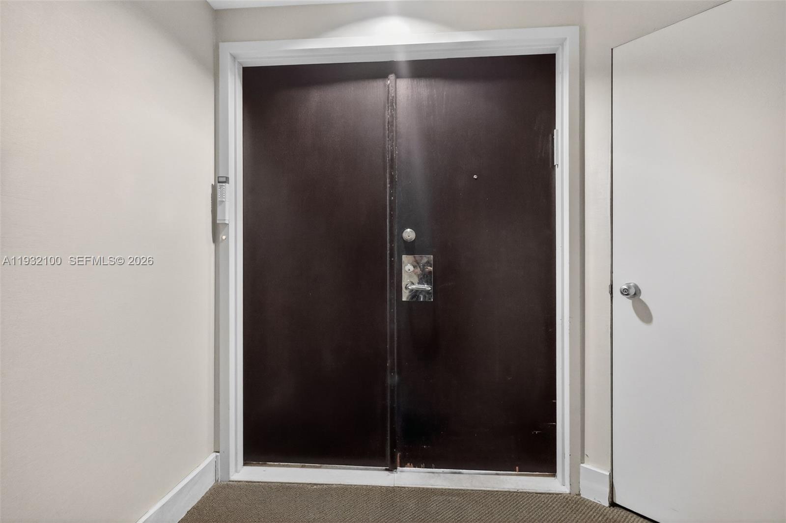 1000 ISL BLVD WILLIAMS IS - Residential