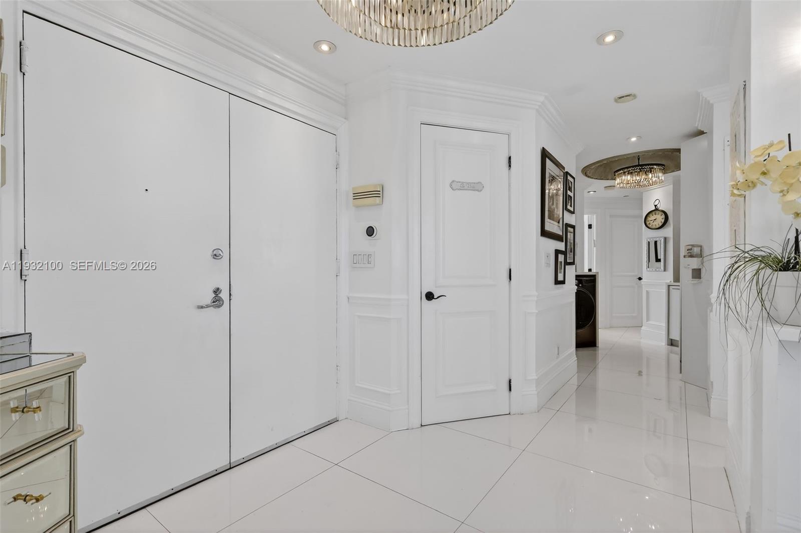 1000 ISL BLVD WILLIAMS IS - Residential