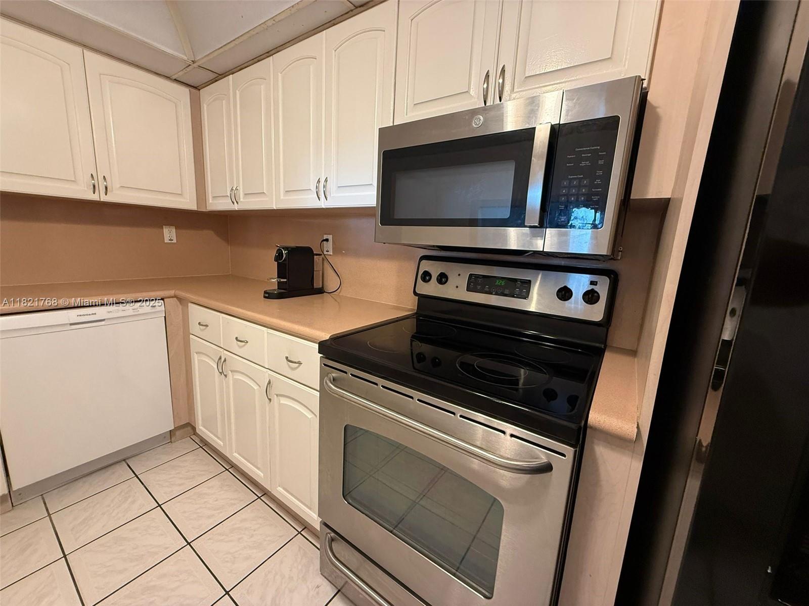 BOSTON PLAZA CONDO - Residential Lease