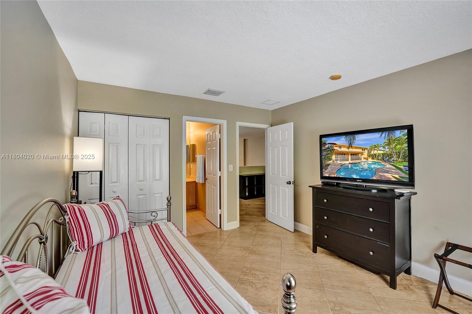 ISLES AT WESTON - Residential