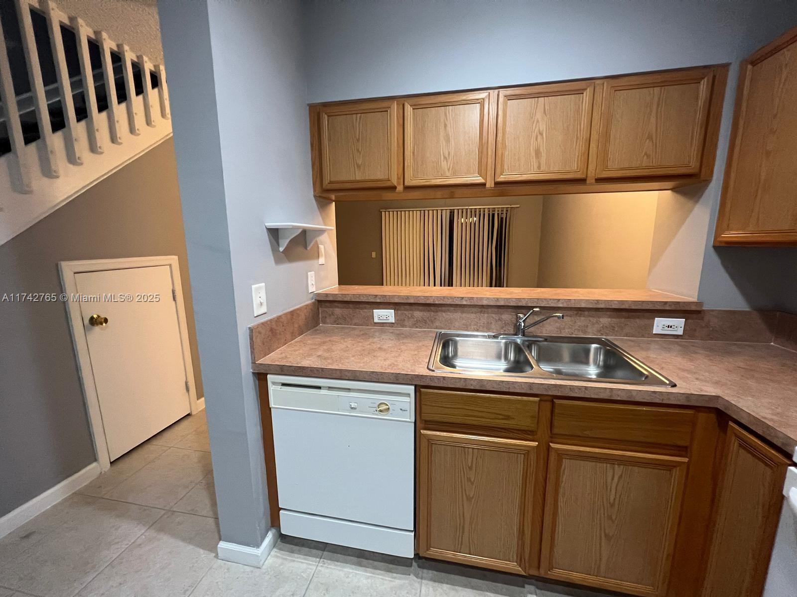 PALMBROOKE TOWNHOMES - Residential Lease