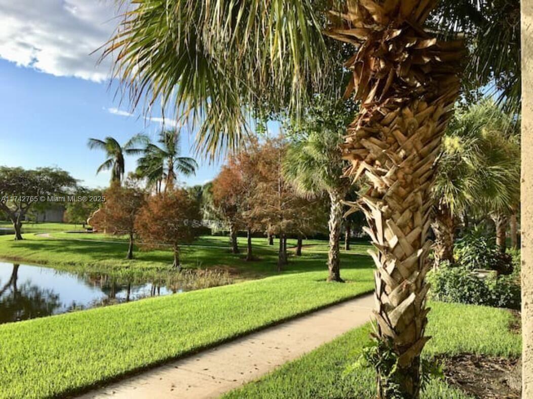 PALMBROOKE TOWNHOMES - Residential Lease