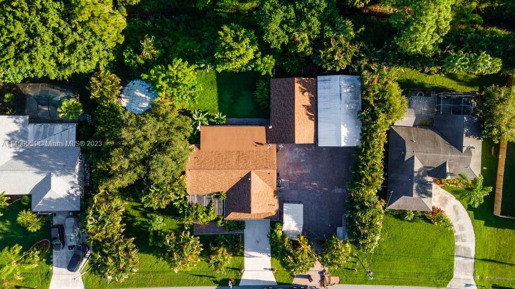 Photo of 1881 SW Oakwood Rd, Port Saint Lucie, FL 34953 (MLS # A11456554)