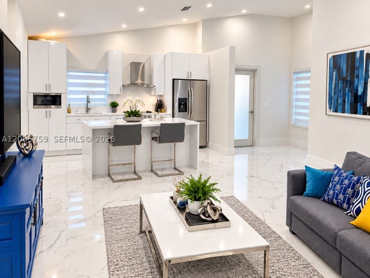 5531 NW 188TH ST, MIAMI GARDENS, FL 33055 - Image da86d93eaafb2644a5a55ef5b8ef17a8/3292954200