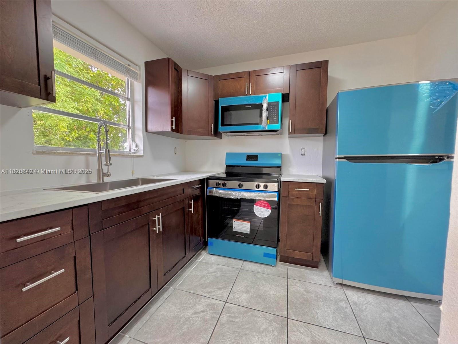 3630 SW 87th Ave 3630