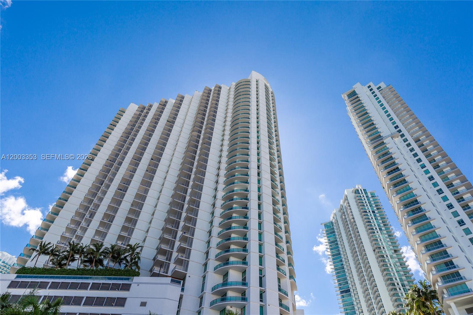 WIND CONDO - Residential Lease