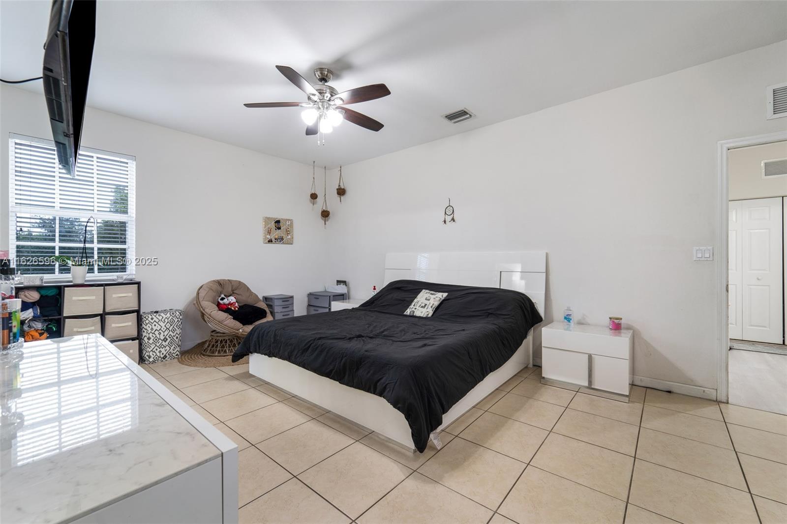 KENDALL COMMONS RESIDENTI - Residential
