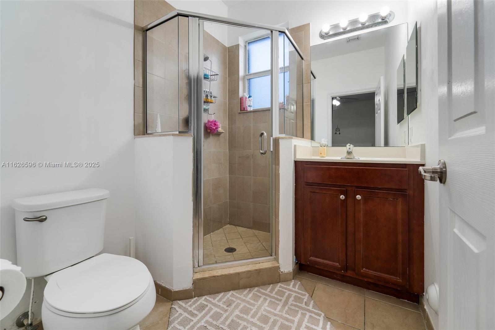 KENDALL COMMONS RESIDENTI - Residential