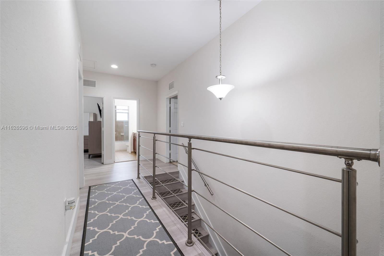 KENDALL COMMONS RESIDENTI - Residential
