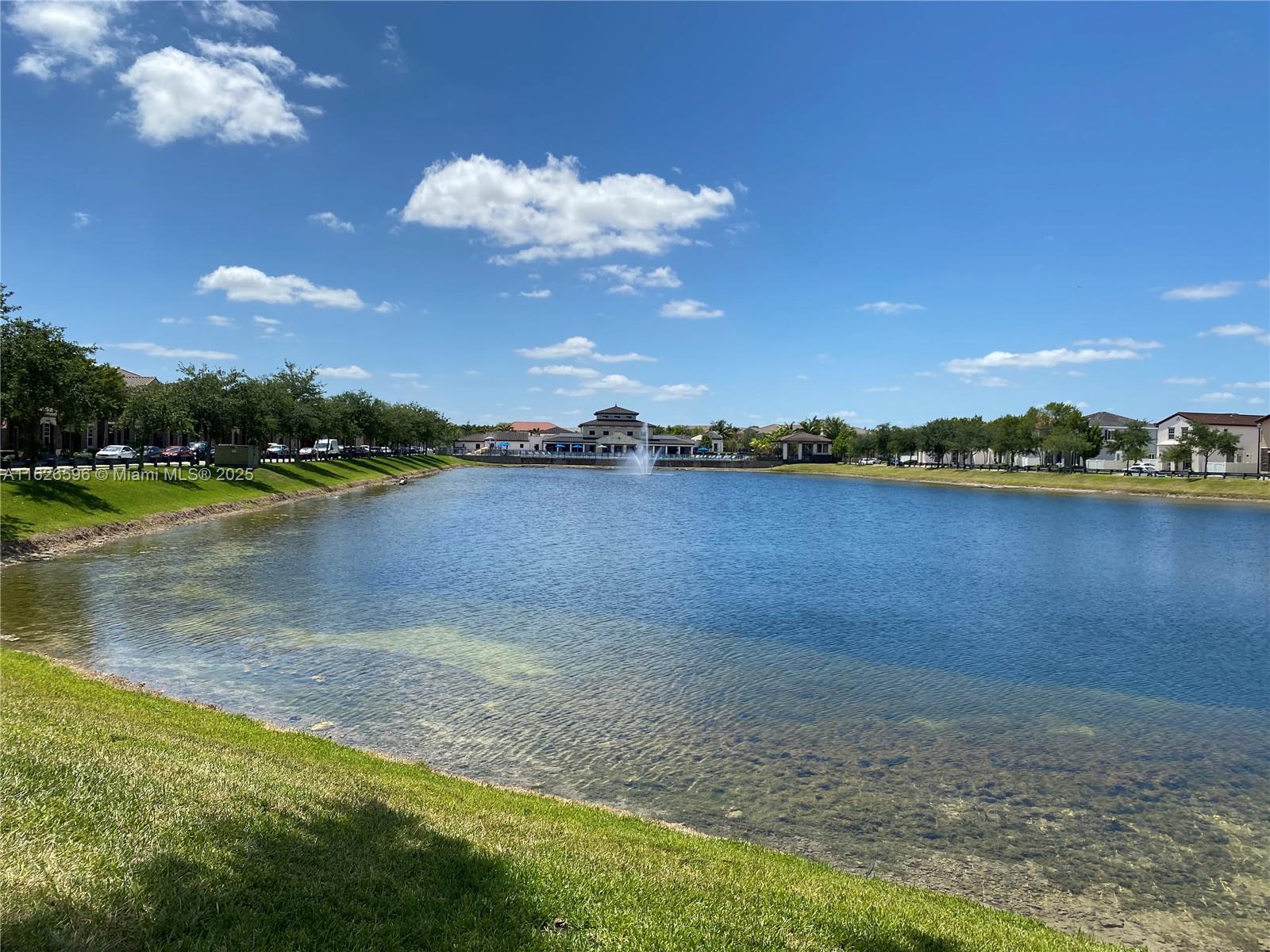 KENDALL COMMONS RESIDENTI - Residential