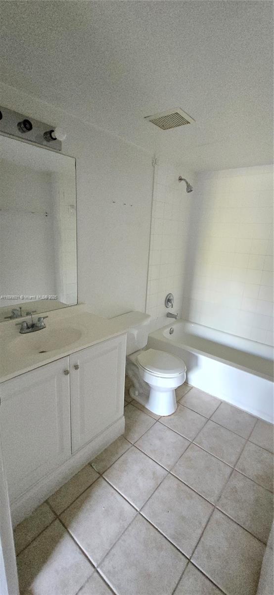 GRAND ISLES CONDO - Residential