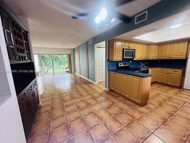 8775 Park Blvd 309