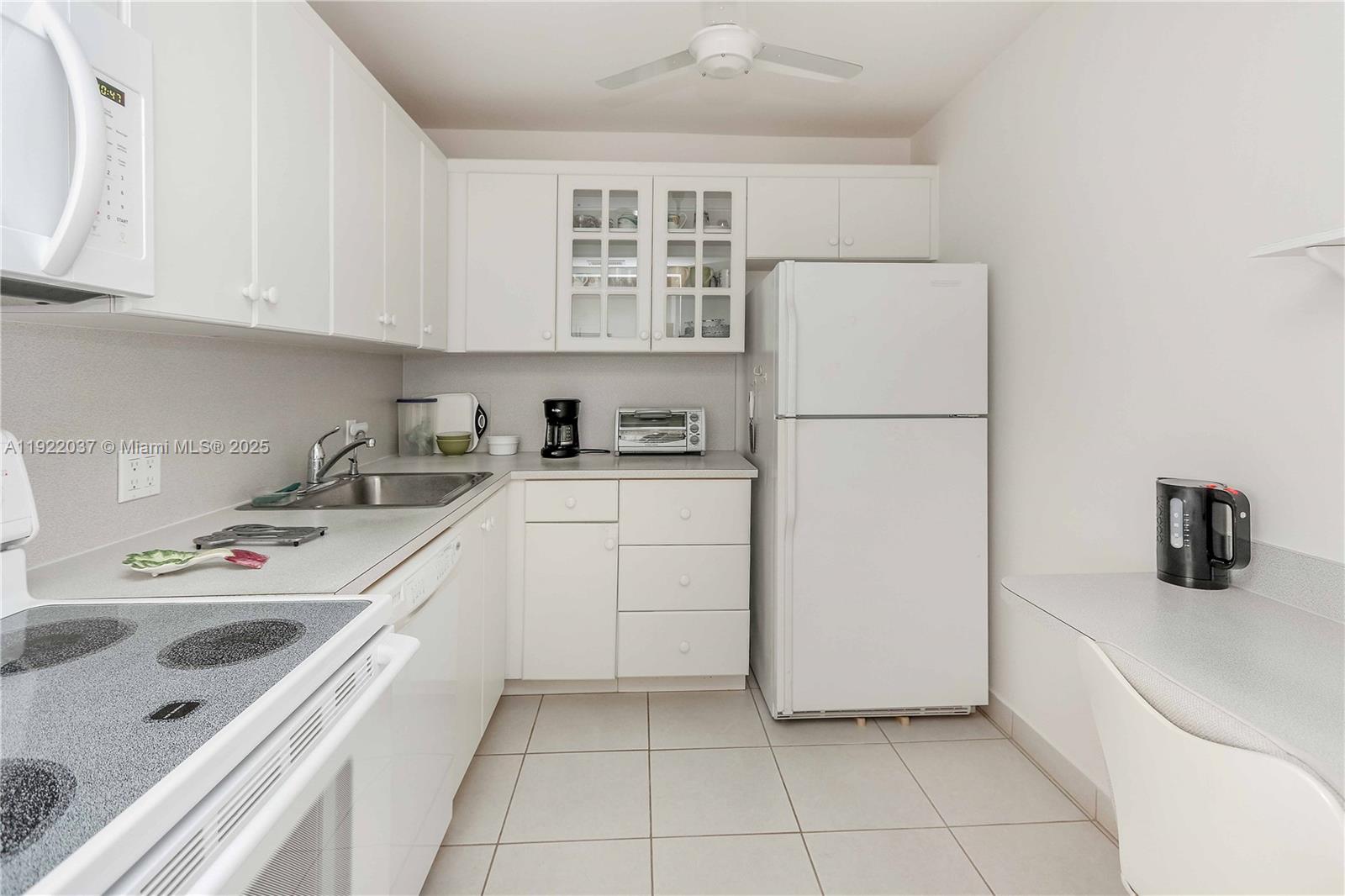 AVENTURA ELDORADO CONDO - Residential