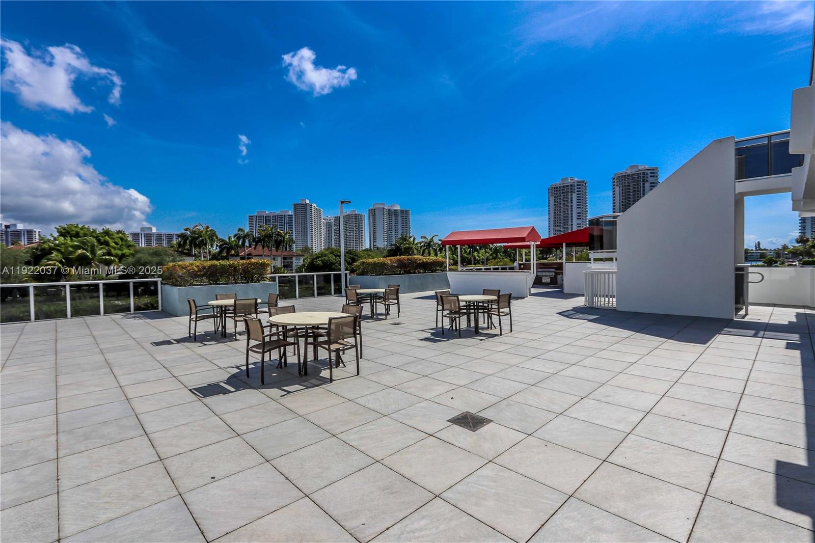 AVENTURA ELDORADO CONDO - Residential