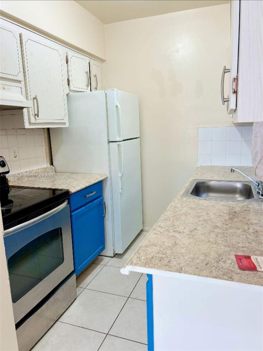 4011 NW 30th Ter 1