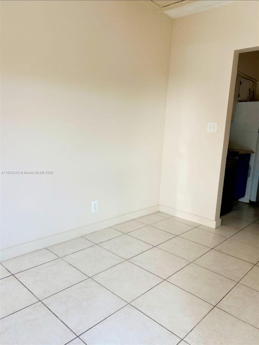 4011 NW 30th Ter 1