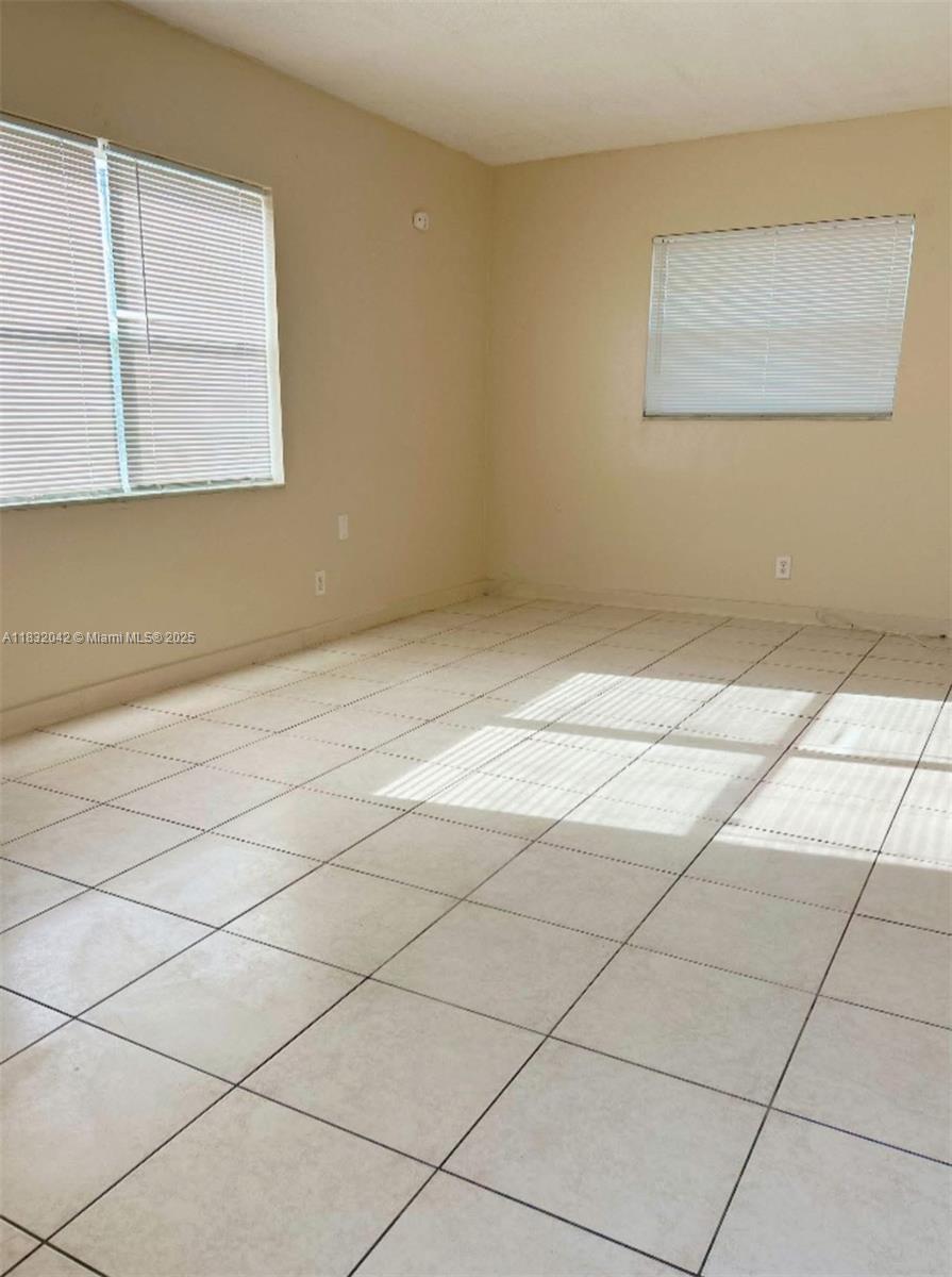 4011 NW 30th Ter 1