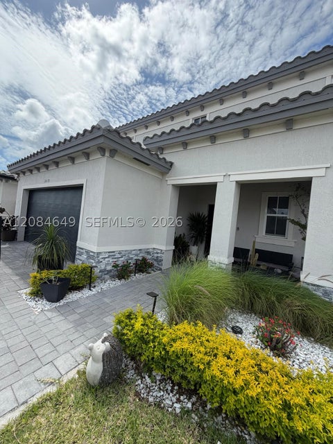 Photo of 2618 SE 9th St, Homestead, FL 33035 (MLS # A12084649)