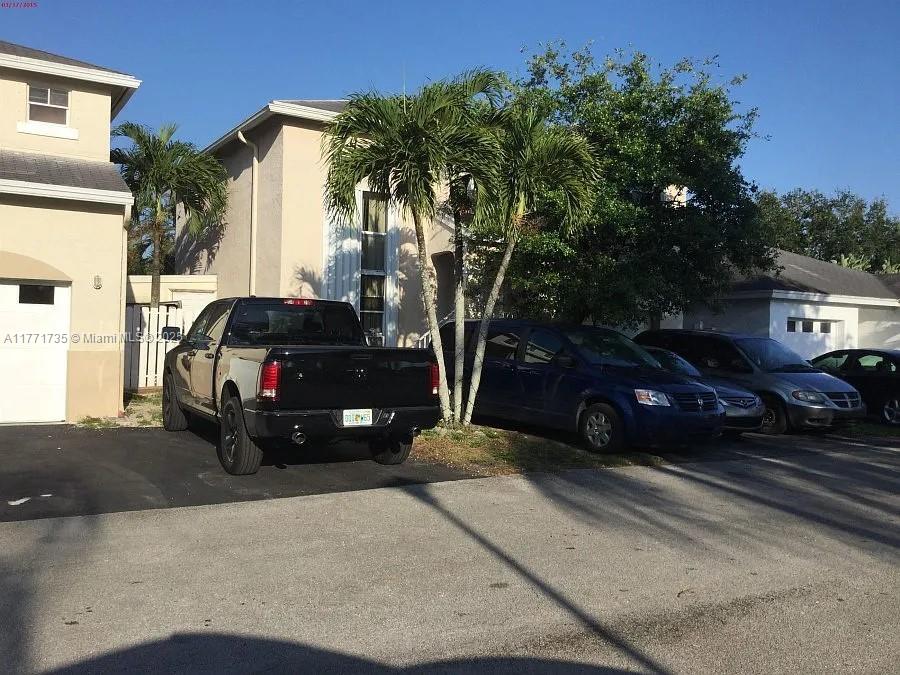 Online Auction Ends April 03, 2025 at 10:00 AM EST. Experience the charm of Davie in this well-situated home with 4-bedrooms and 2-bathrooms! Nestled in a peaceful community, this property offers convenient access to parks, shopping, dining, and major roadways, ensuring both comfort and accessibility. An auction deposit is required to bid, which will be applied to the sale price of the winning bid. Sold As-is. Explore more details and submit your bid through Federa.