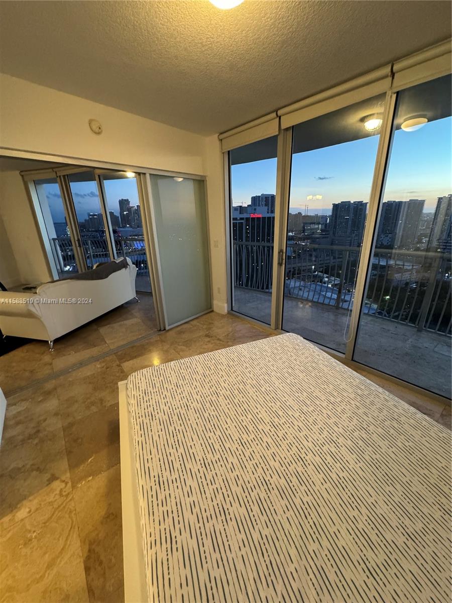 OPERA TOWER CONDO - Residential