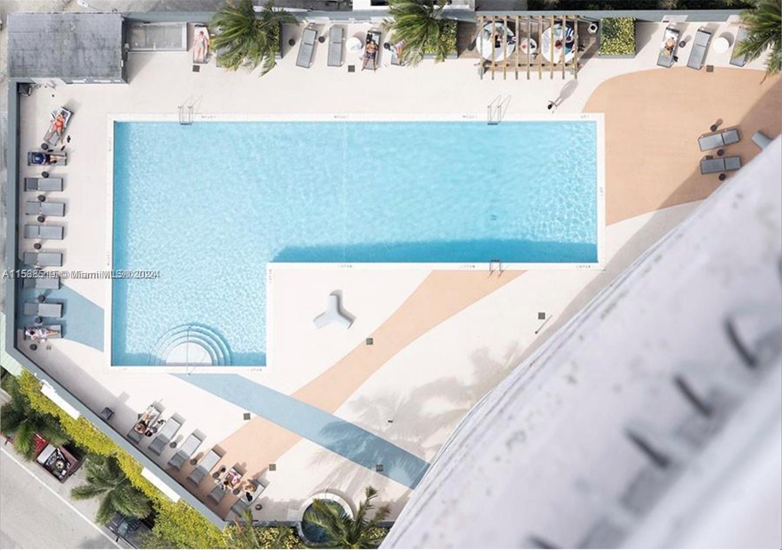 OPERA TOWER CONDO - Residential