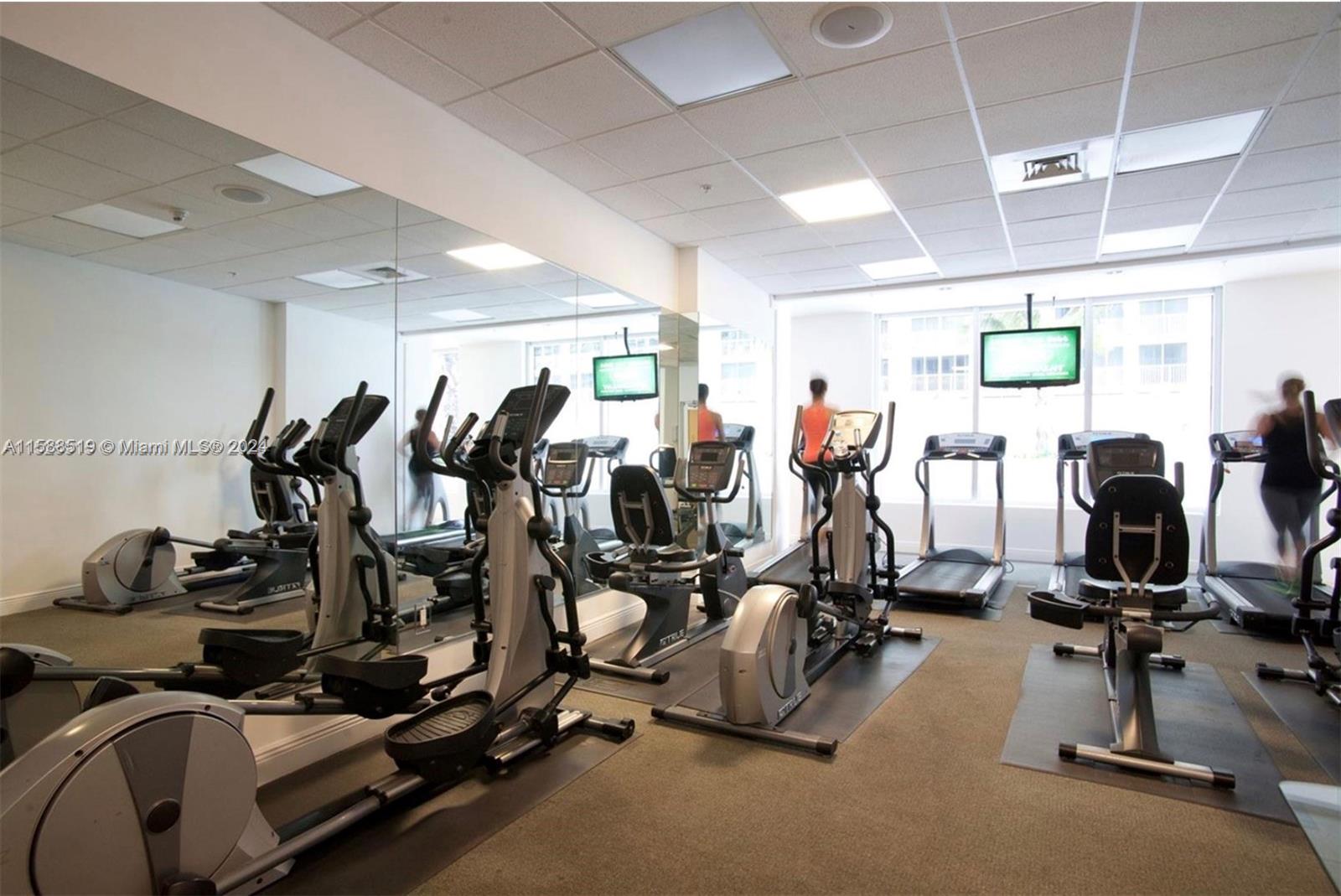 OPERA TOWER CONDO - Residential