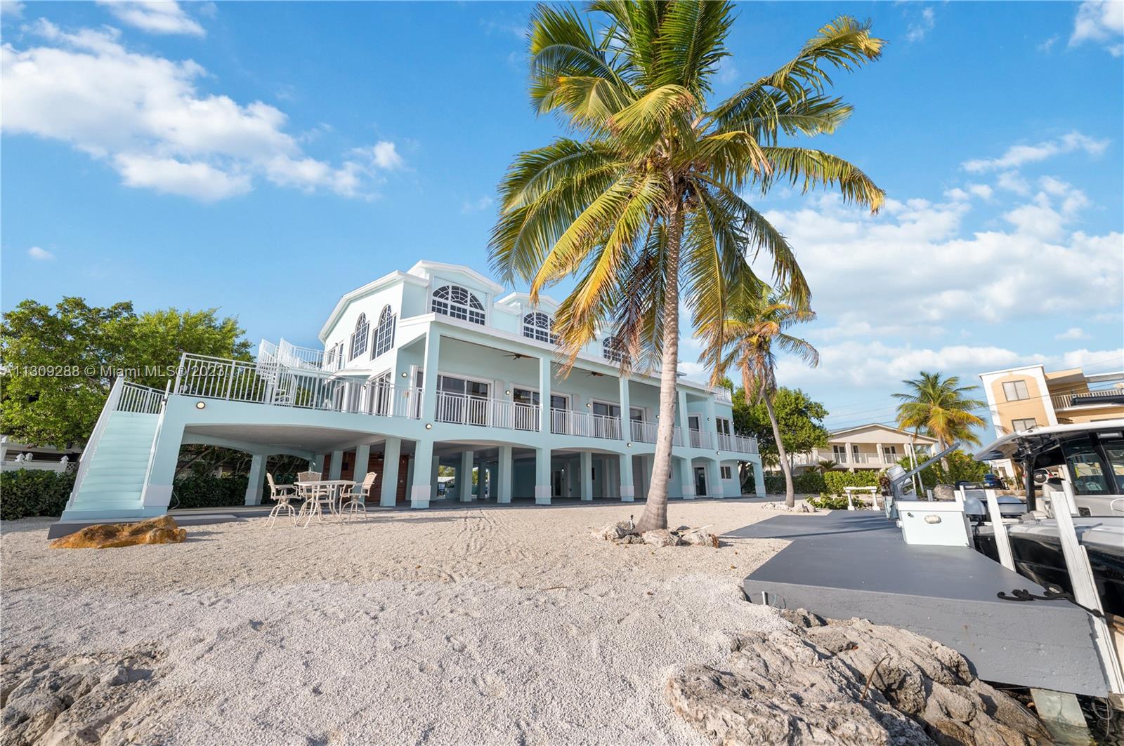 TAVERNIER OCEAN SHORES - Residential