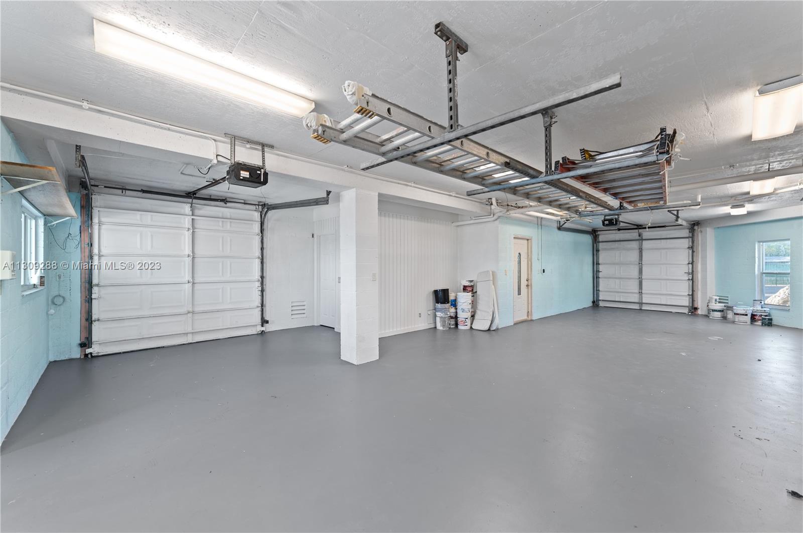 TAVERNIER OCEAN SHORES - Residential